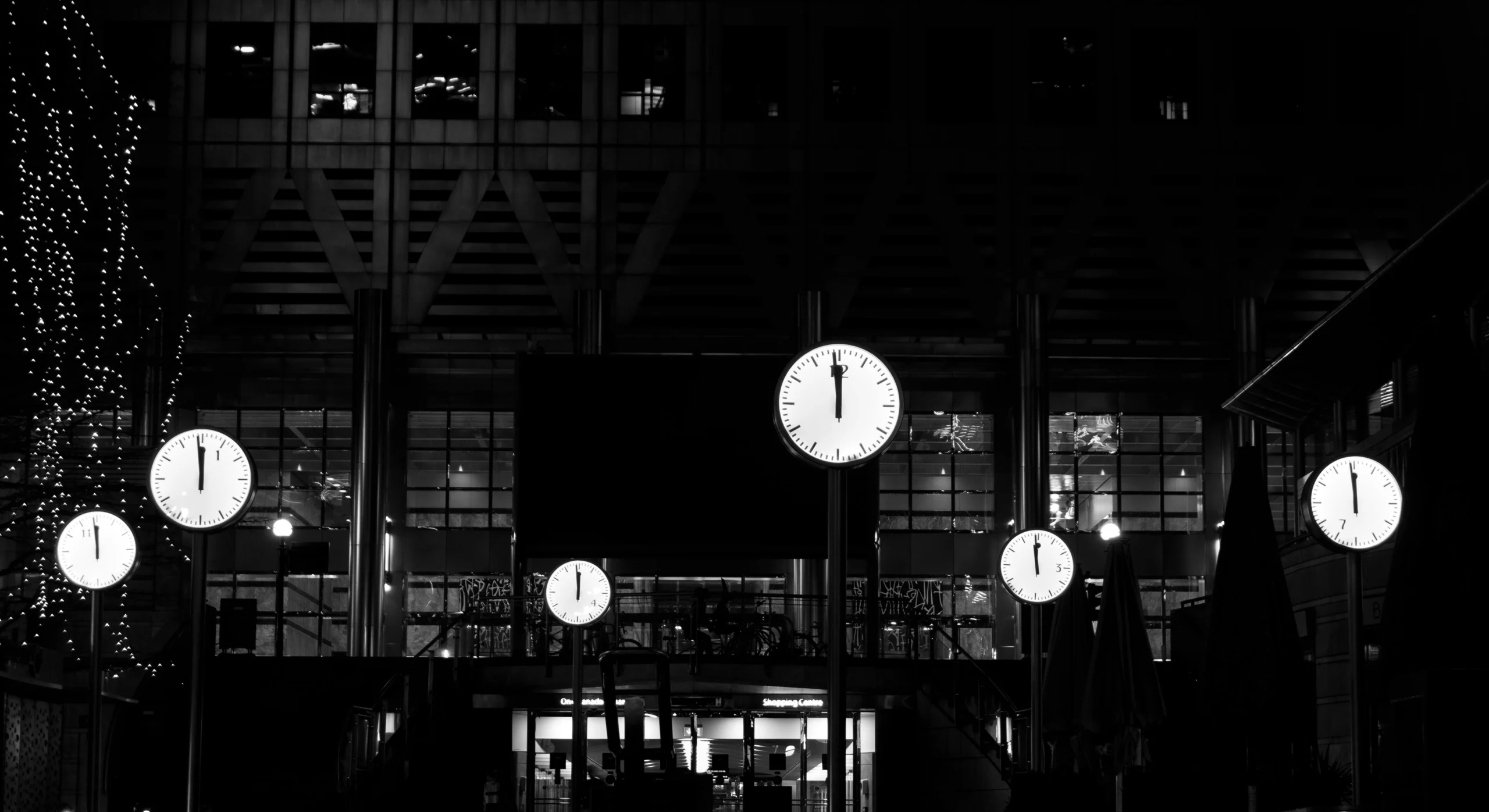 alexandru-vicol-D9FQYwAclwQ-unsplash